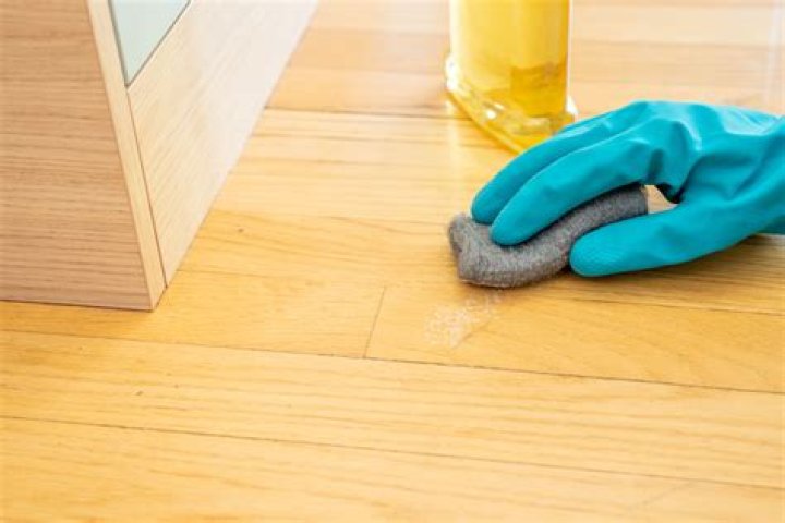 Can you use essential oils to clean hardwood floors