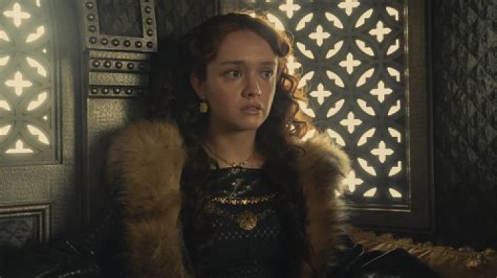 Does Cersei have any living children?