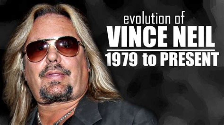 Does Vince Neil have a son?