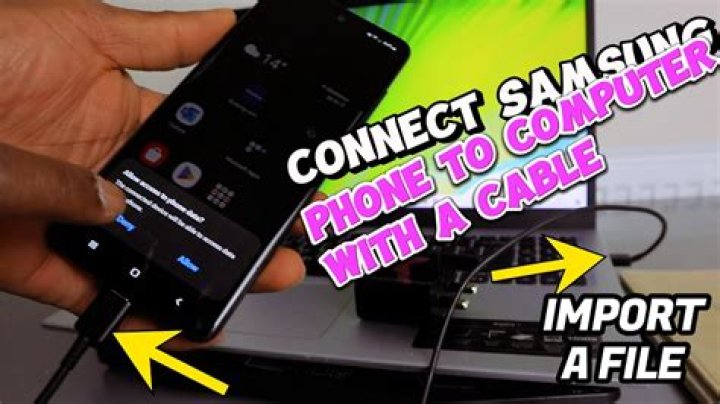 How do I connect my Samsung tablet to the Internet?