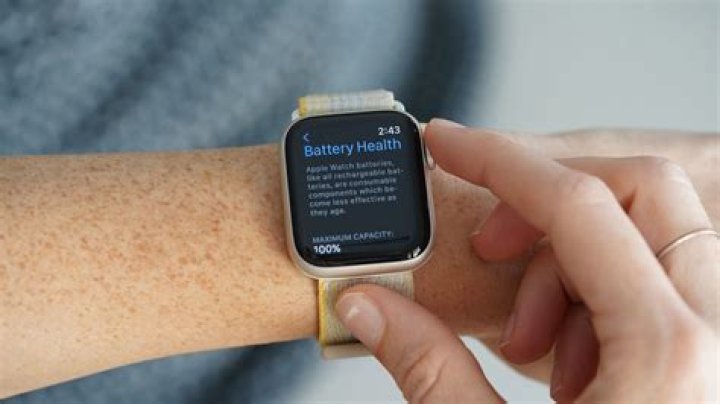 How long does the smart battery case last?
