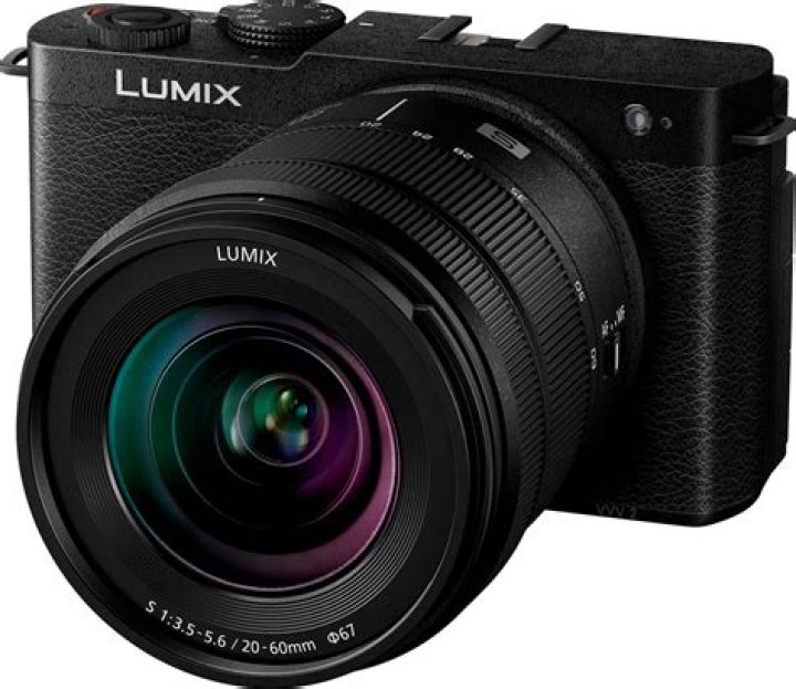 How much is a Lumix g7?