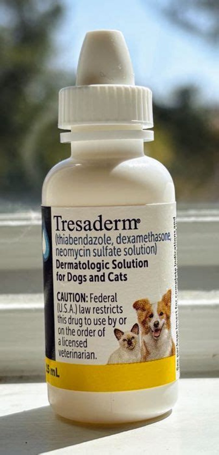 What is Tresaderm for dogs used for