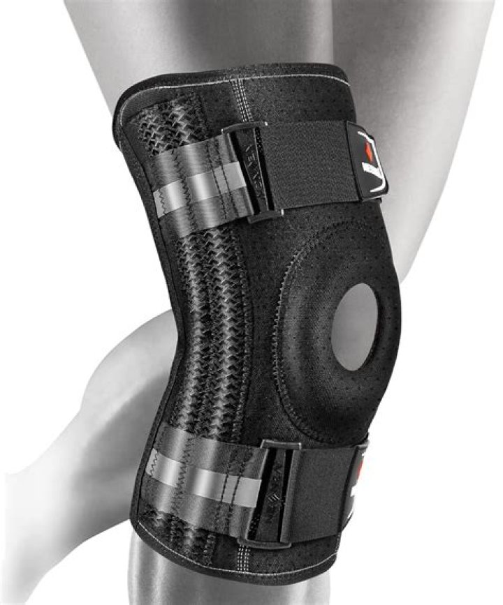 Will a knee brace help with LCL pain?